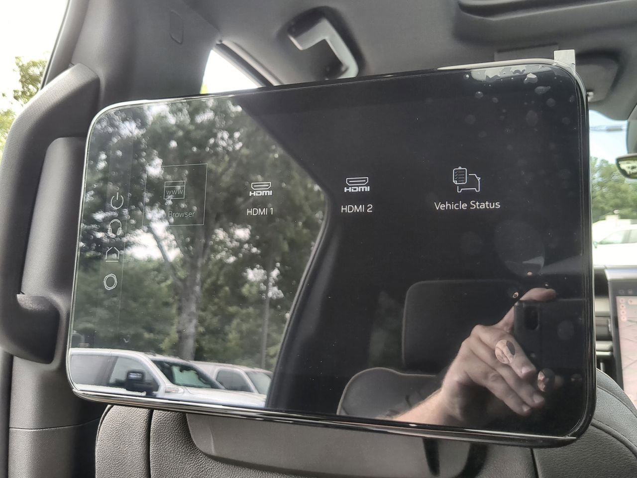 New 2026 Summit White GMC Elevation image 36