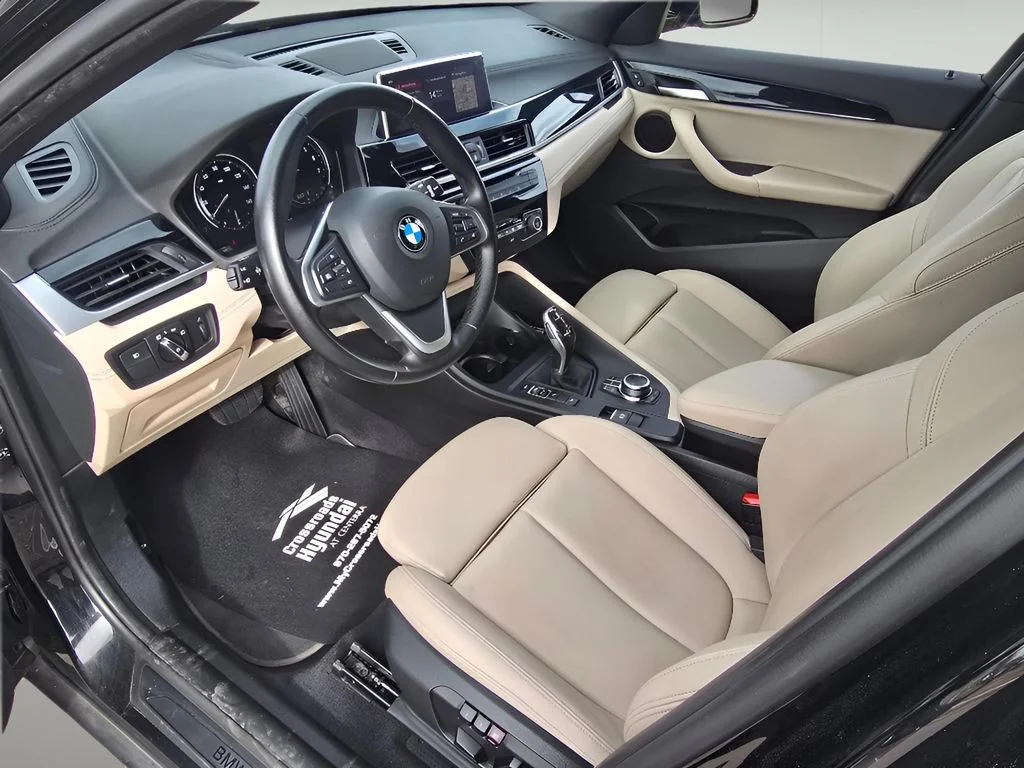 Used 2023 Jet Black BMW xDrive28i image 18