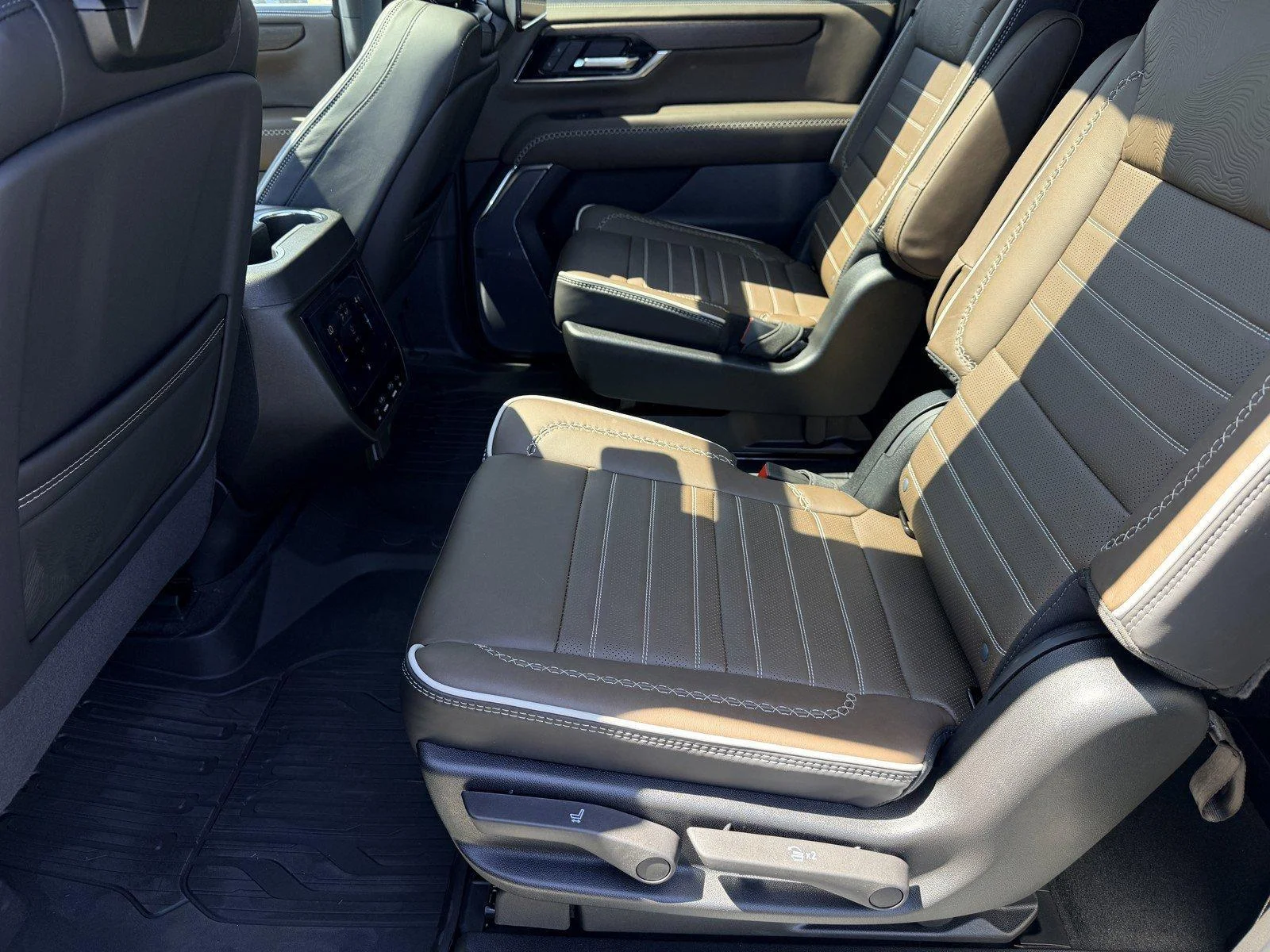 New 2026 Onyx Black GMC Denali Ultimate image 14