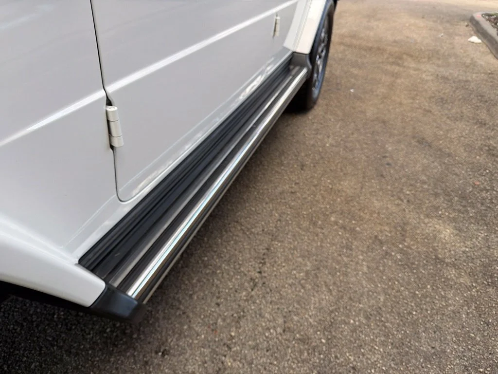 Used 2025 White Mercedes-Benz G 550 image 15