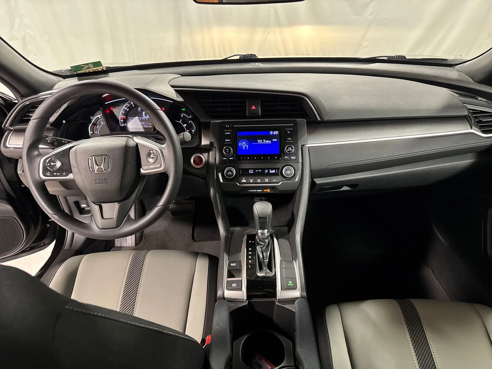 Used 2018  Honda LX-P image 4