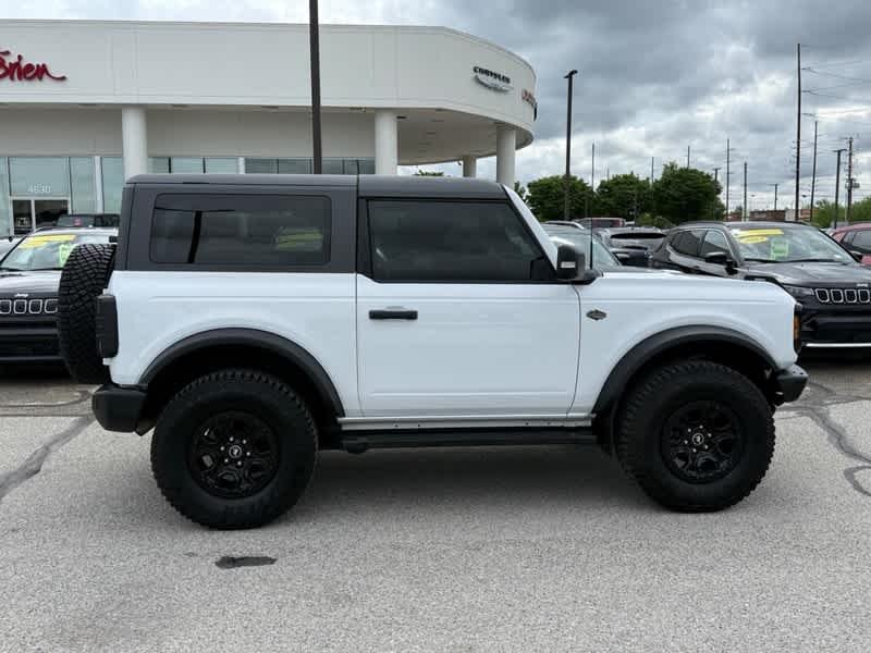 Used 2023 Oxford White Ford Wildtrak image 2
