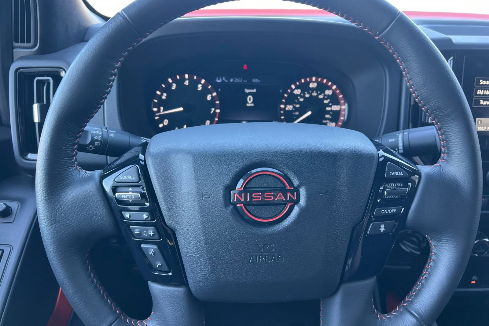 2025 Nissan Frontier PRO-4X - Photo 23