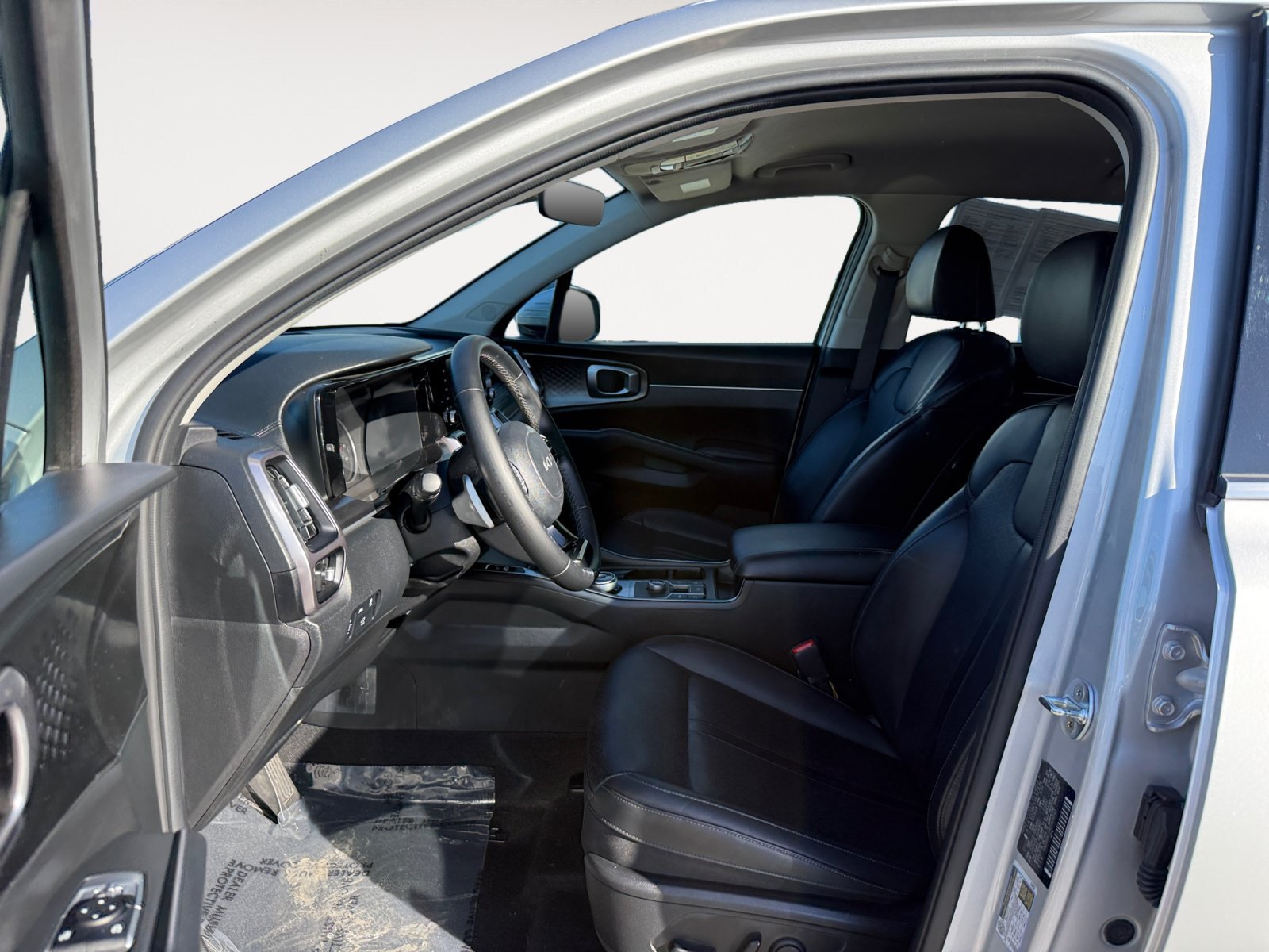 Used 2023 Silky Silver Kia EX image 10