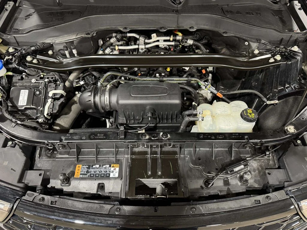 Used 2022 Agate Black Metallic Ford ST-Line image 30