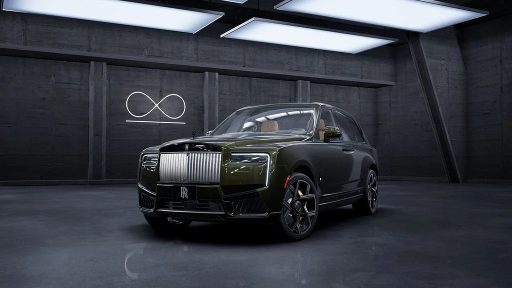 New 2027 Green Rolls-Royce Black Badge image 1
