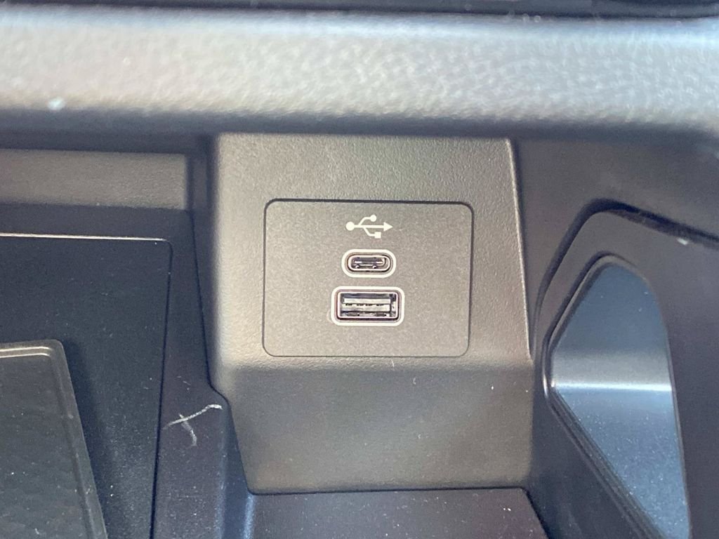 New 2026 Avalanche Ford Lariat® image 18