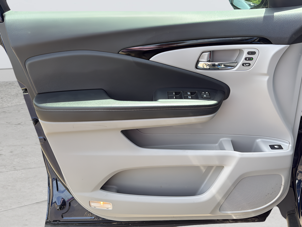 Used 2020  Honda RTL-E image 11