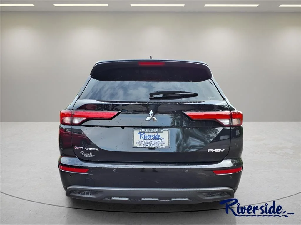 2025 Mitsubishi Outlander Plug-in Hybrid ES - Photo 6