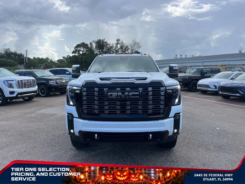 New 2026 Glacier White Tricoat GMC Denali Ultimate image 3