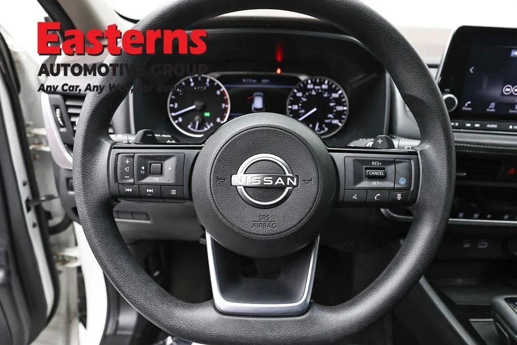 Used 2023 White Nissan SV image 12