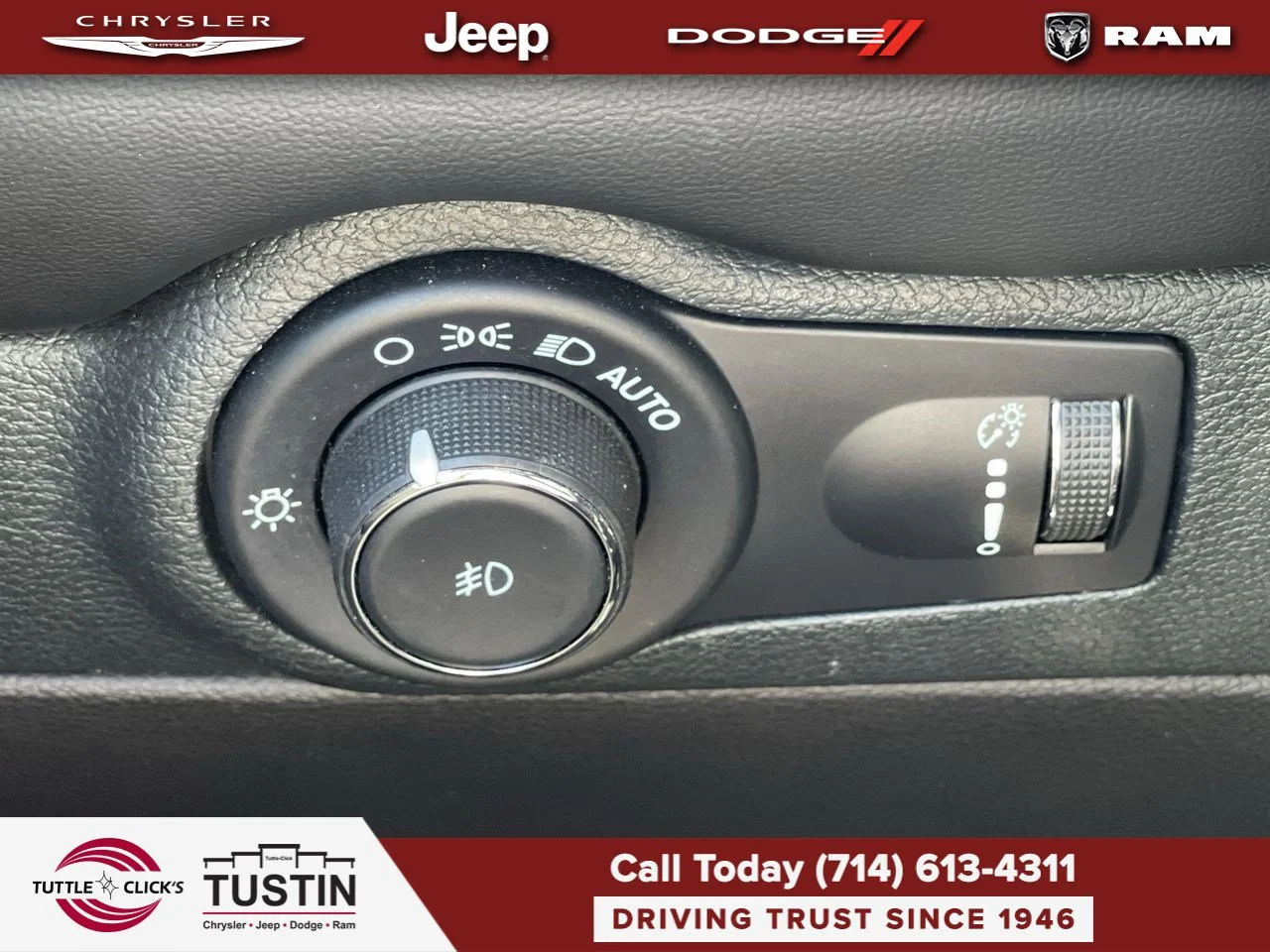 Used 2023 DB Black Clearcoat Dodge R/T Plus image 28