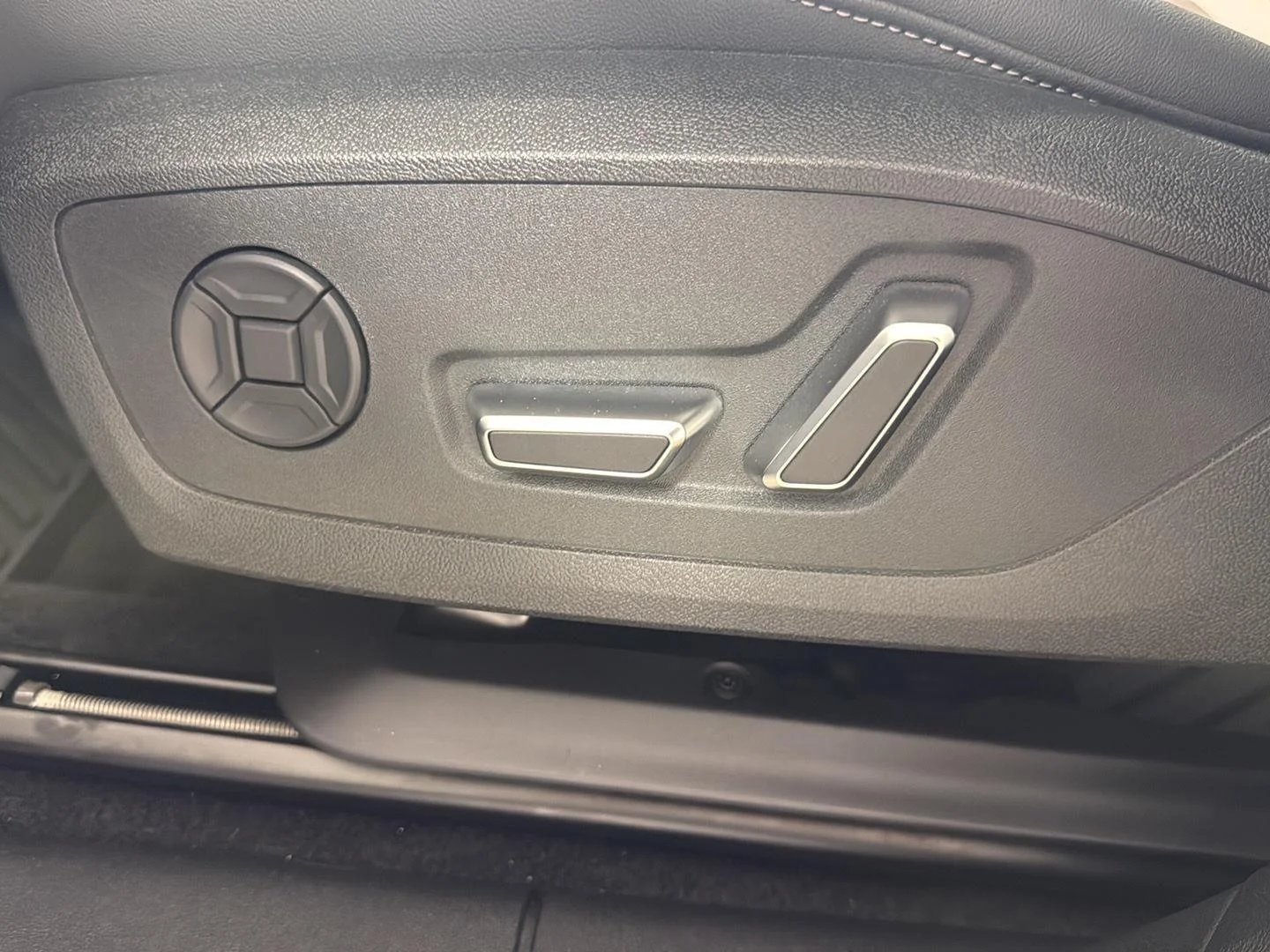 New 2026 Mythos Black Metallic Audi S line image 13