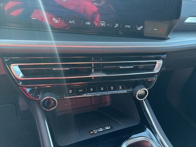 Used 2025 Red Chevrolet LT image 26