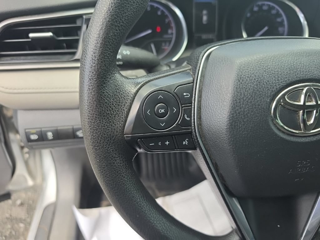 Used 2019 Predawn Gray Mica Toyota LE image 17