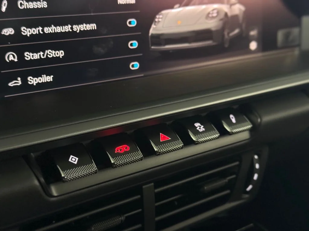 2026 Porsche 911 - Photo 36