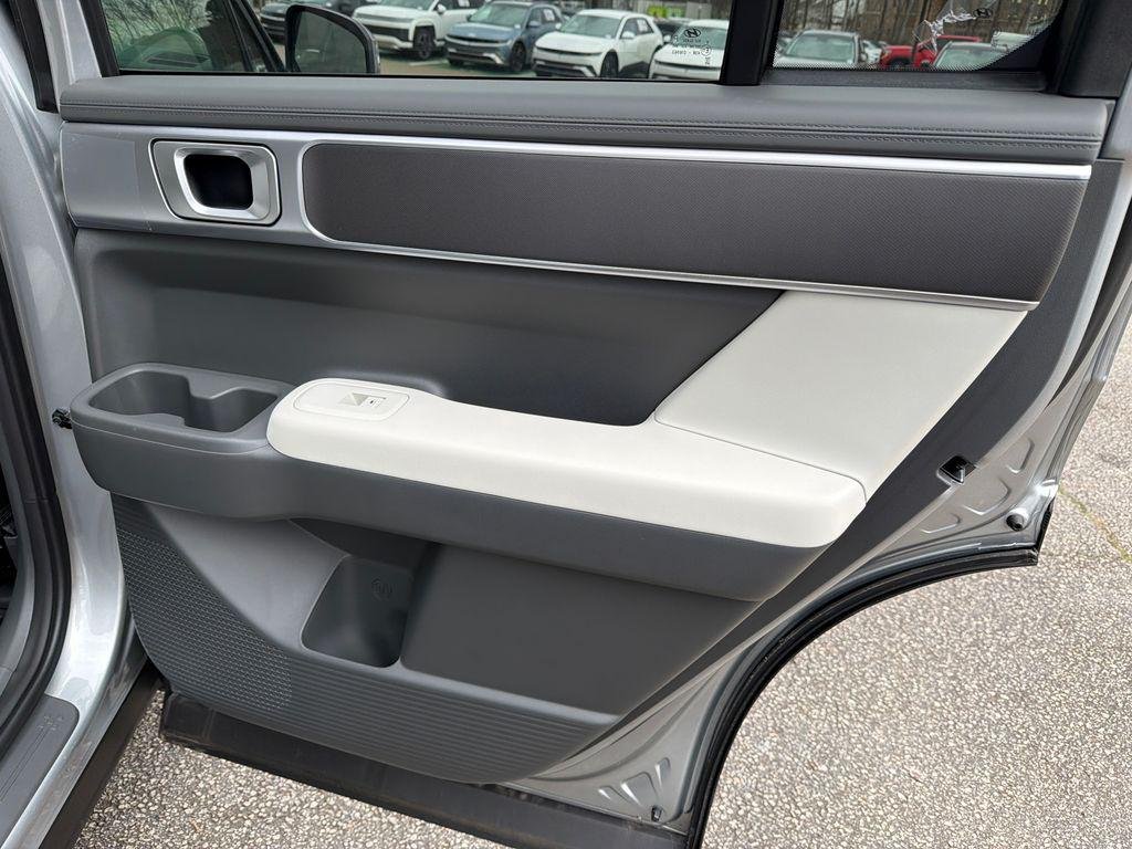 2026 Hyundai Santa Fe SE - Photo 16
