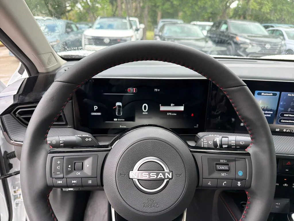 New 2026 Aspen White TriCoat / Super Black Two-tone Nissan SR image 20