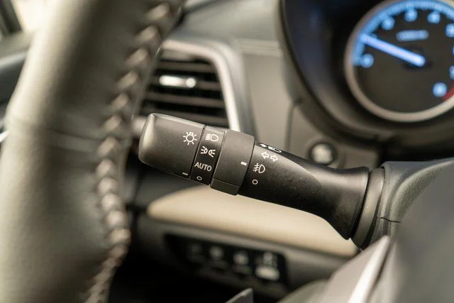 Used 2023 Silver Subaru Limited image 21