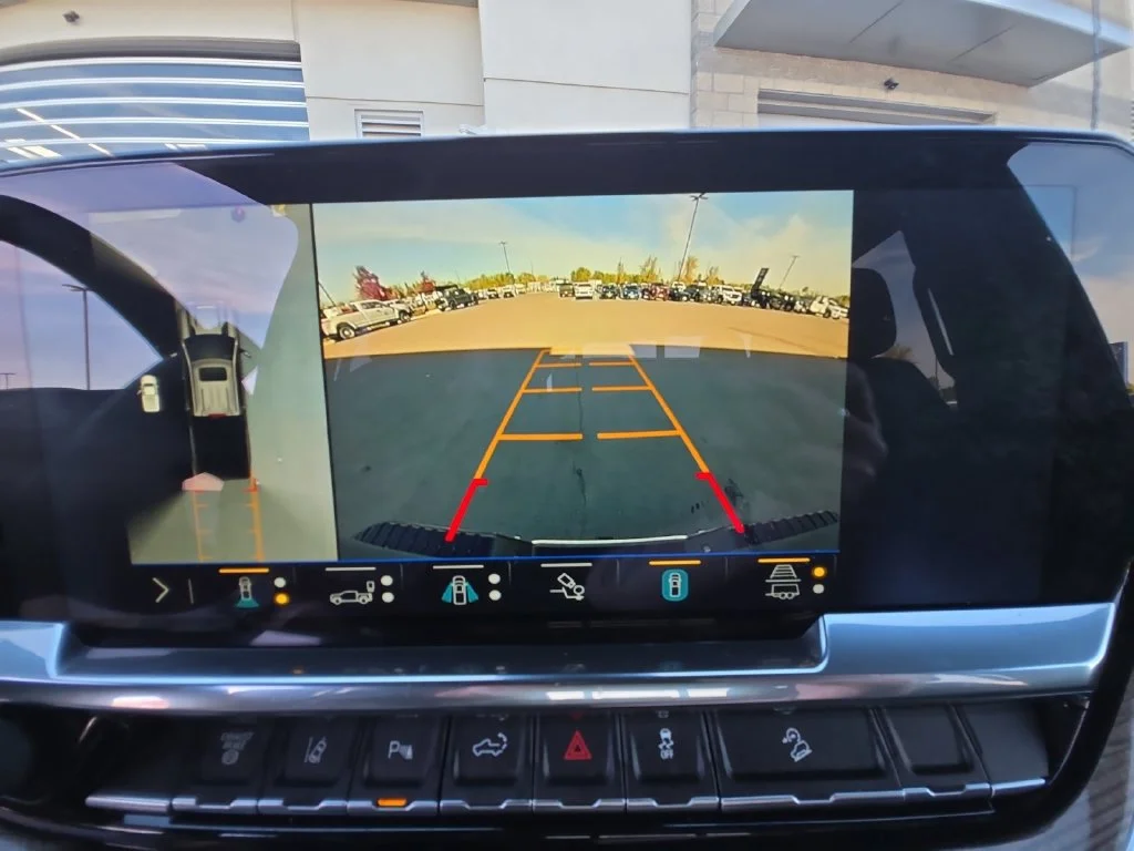 Used 2025 Cypress Gray Chevrolet LT image 22