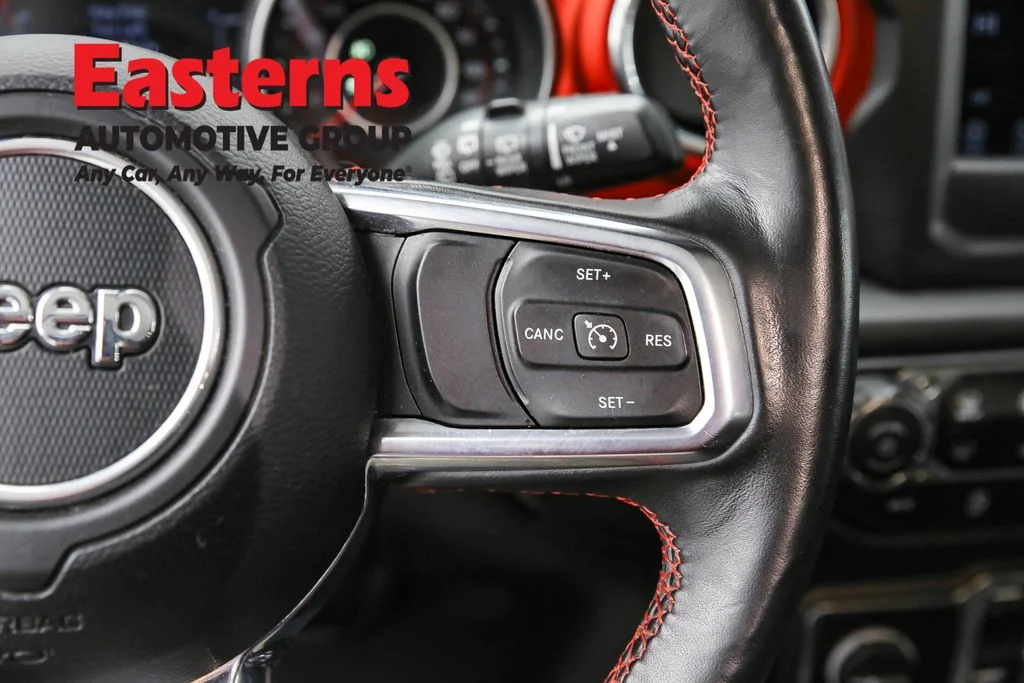 Used 2020 White Jeep Unlimited Rubicon image 16