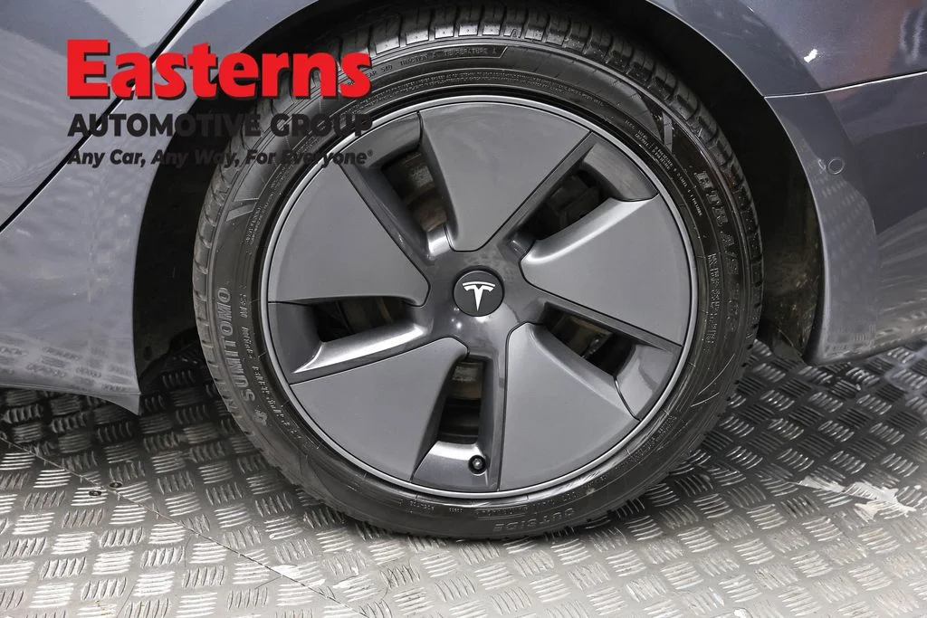 Used 2021 Gray Tesla Long Range image 8