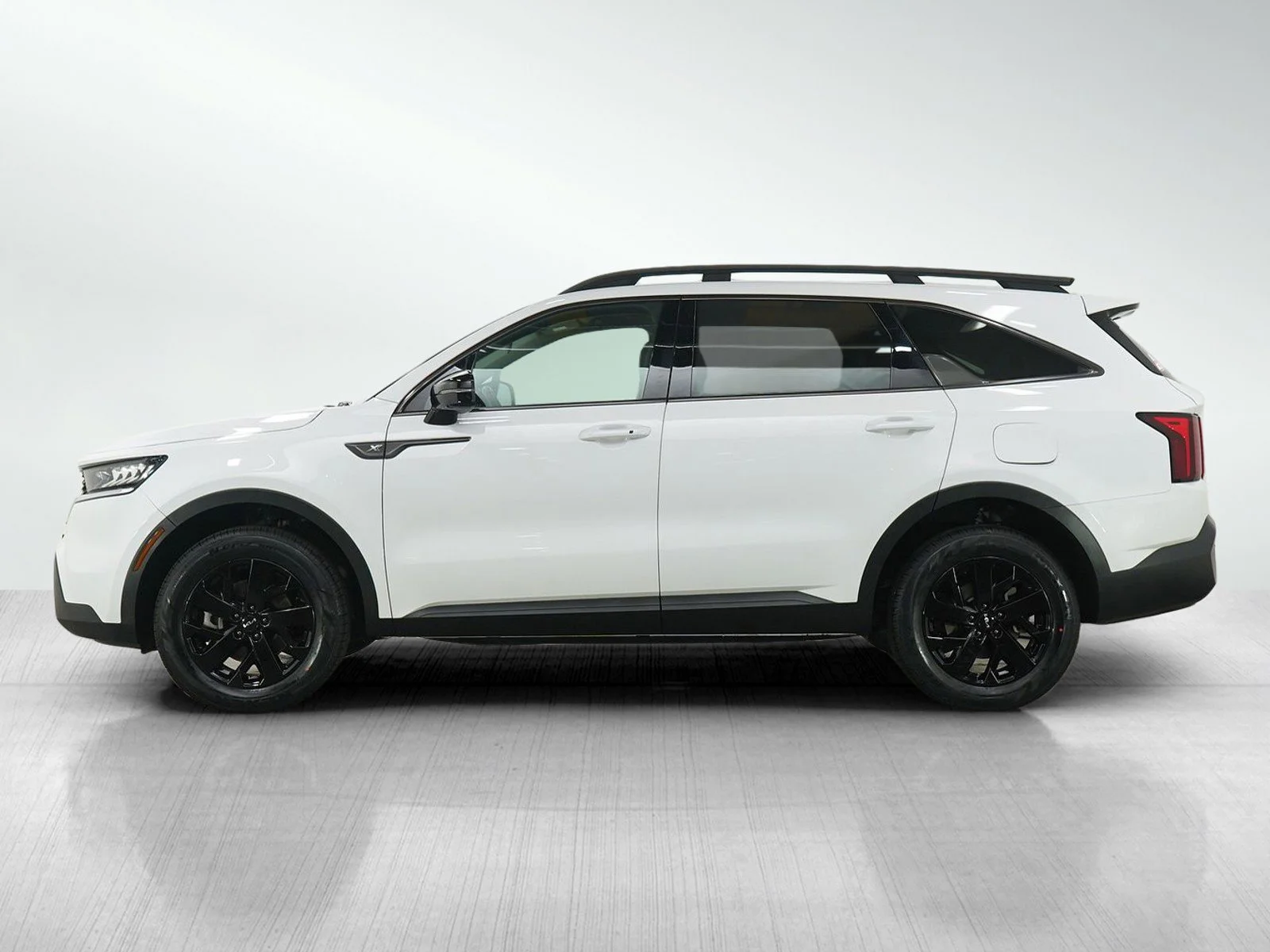 Used 2023 Kia Sorento X-Line S with VIN 5XYRLDLC1PG203480 for sale in Burnsville, Minnesota