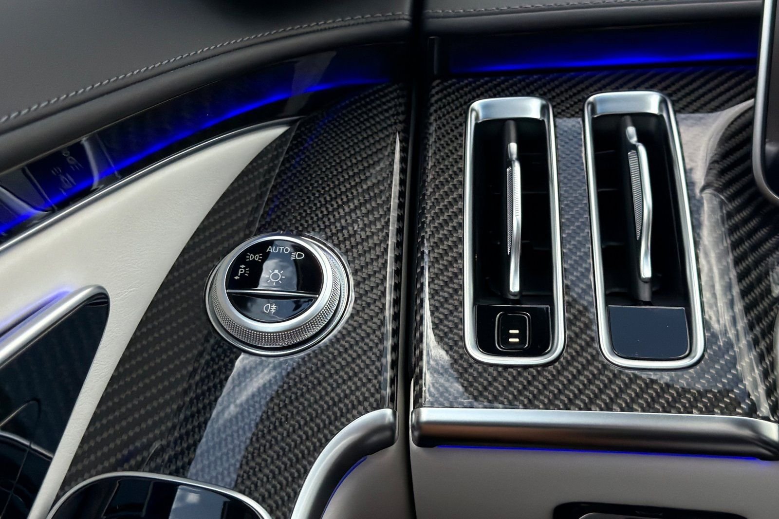 New 2026 MANUFAKTUR Exclusive Arabian Grey Non-Metallic Mercedes-Benz S 63 E AMG® image 30