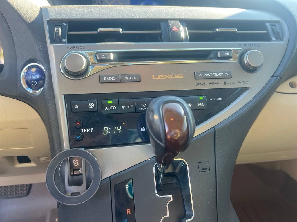 Used 2013 Starfire Pearl Lexus 450h image 26