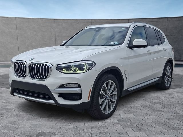 Used 2018 White BMW xDrive30i image 4