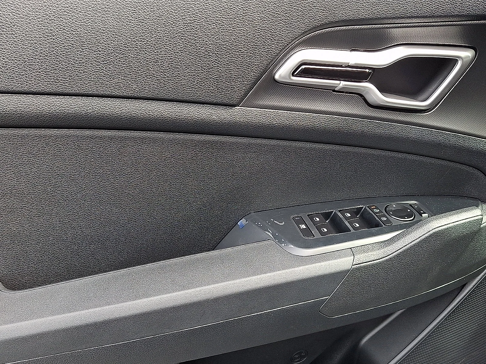 New 2027 Gray Kia S image 12