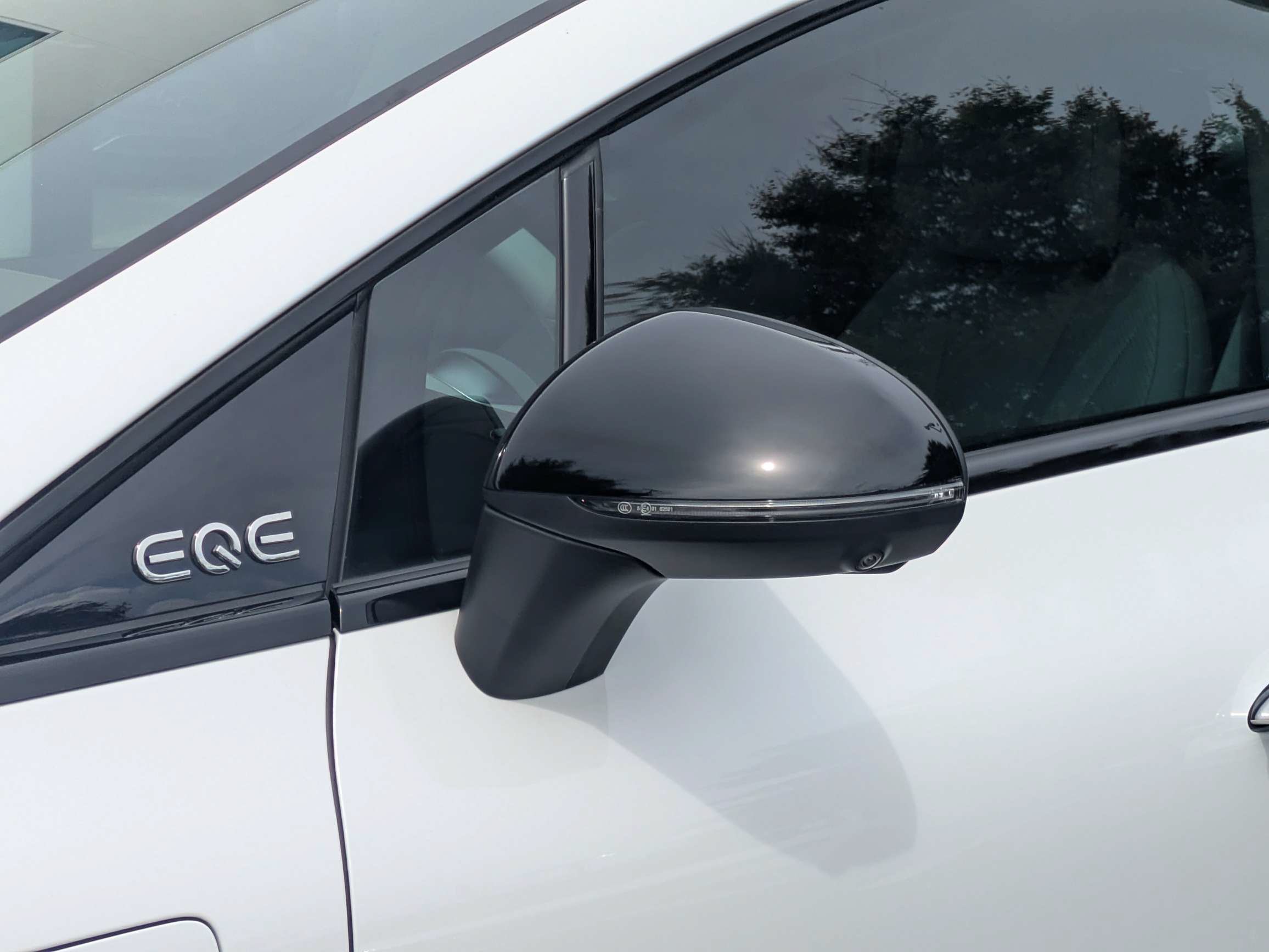 Certified Used 2025 Manufaktur Moon Mercedes-Benz EQE 350 image 13