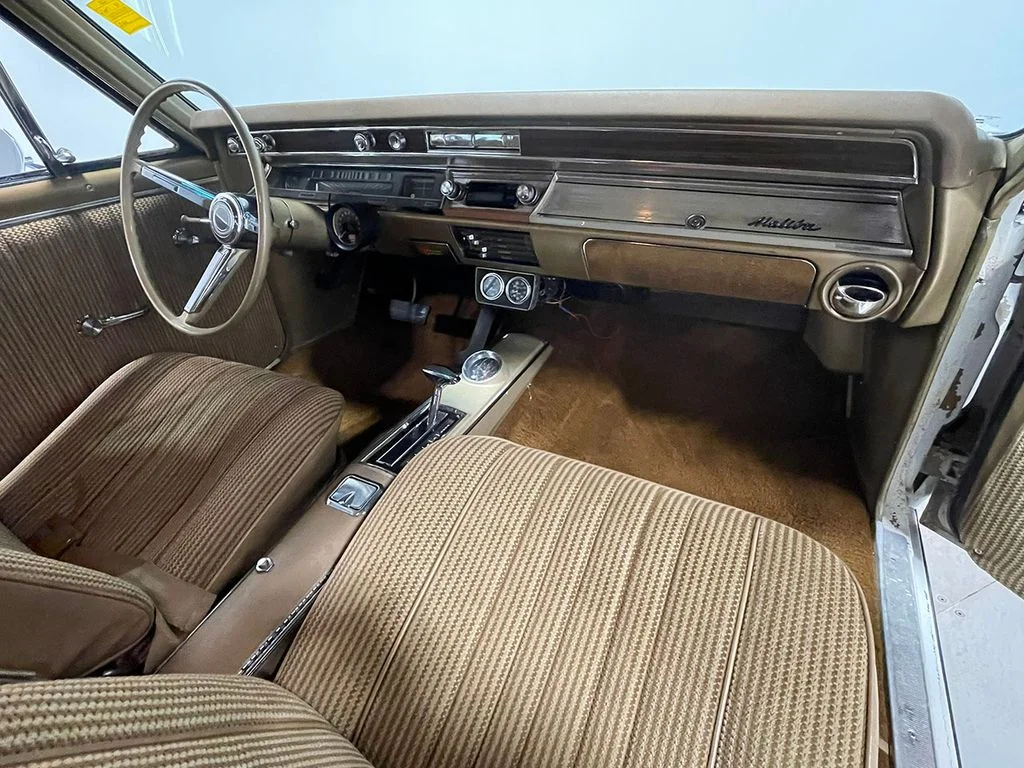 Used 1967 White Chevrolet  image 51