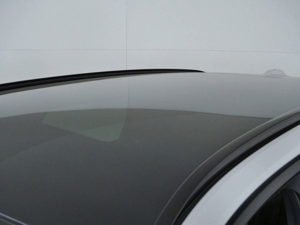 New 2026 Alpine White BMW M50 xDrive image 18