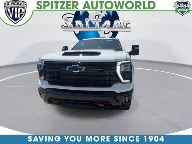 New 2026 Summit White Chevrolet LT image 3