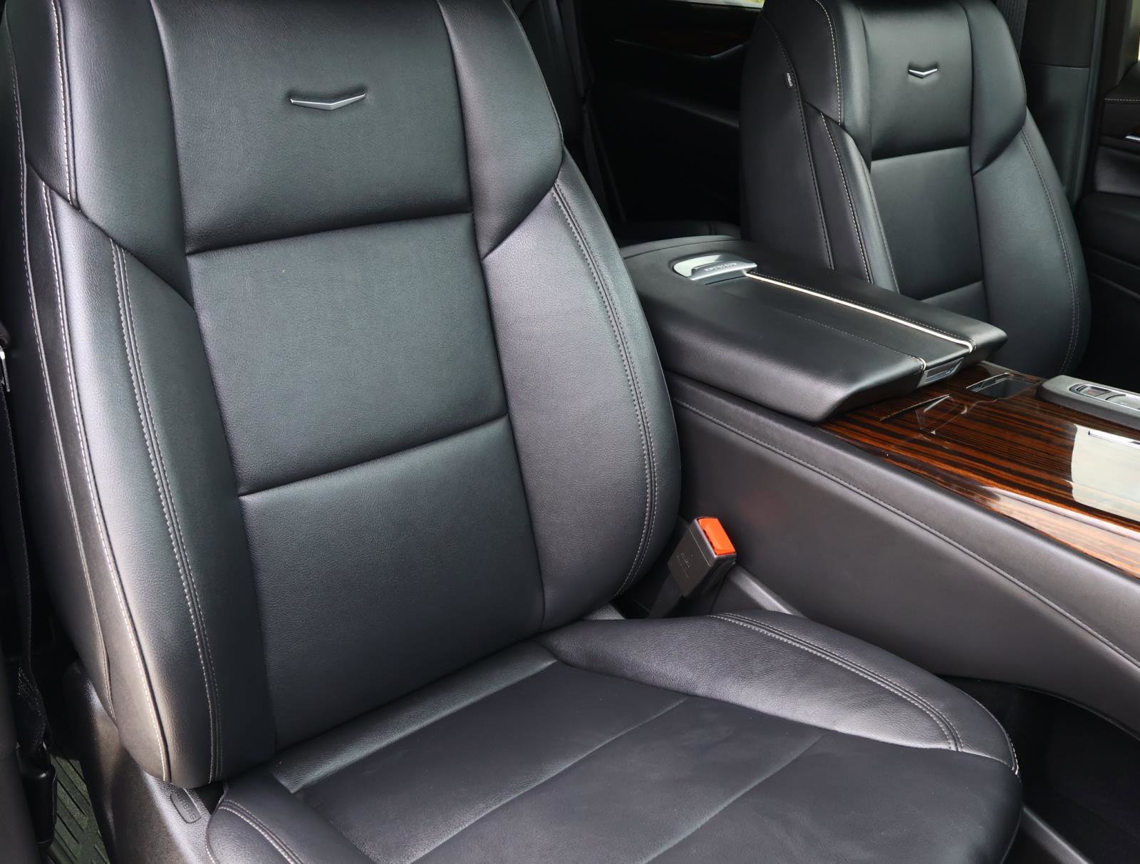 2023 Cadillac Escalade Luxury - Photo 21