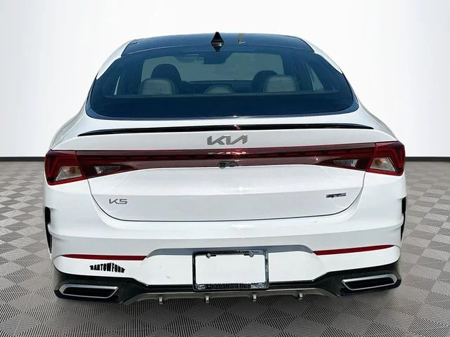 Used 2024 White Kia GT-Line image 6