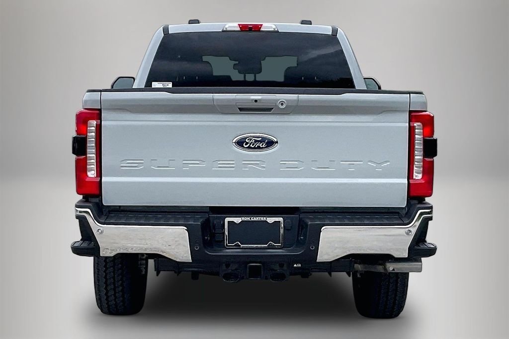 New 2026 Ford Super Duty F-250 Lariat 4D Crew Cab