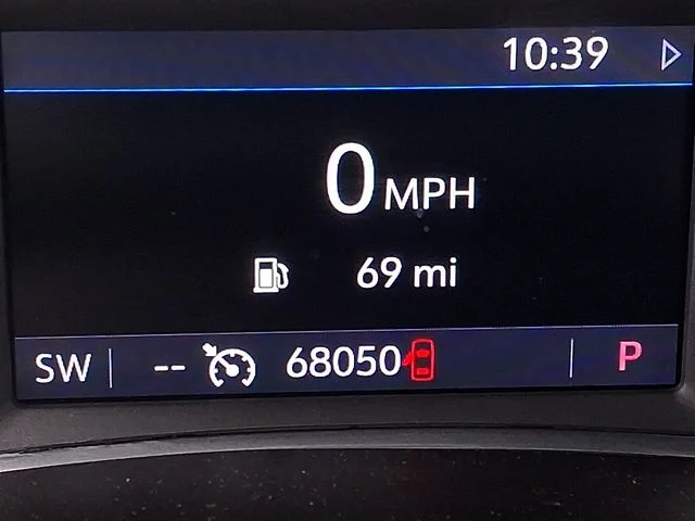 Used 2022 Silver Chevrolet Premier image 19