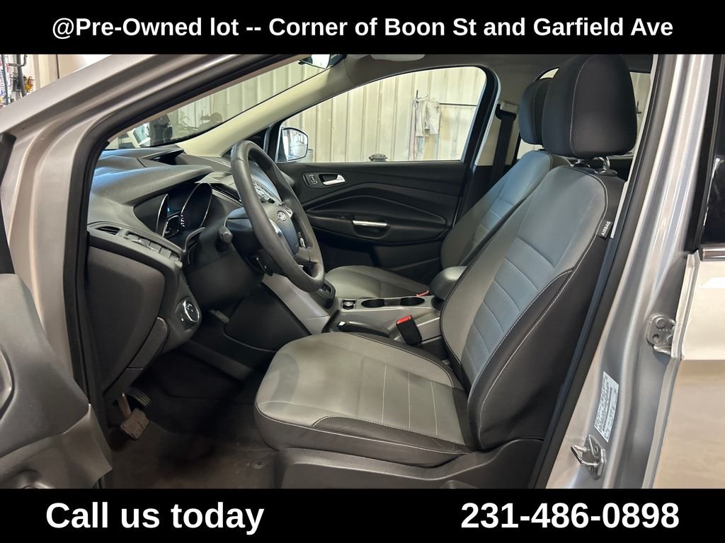 Used 2016 Silver Ford SE image 14