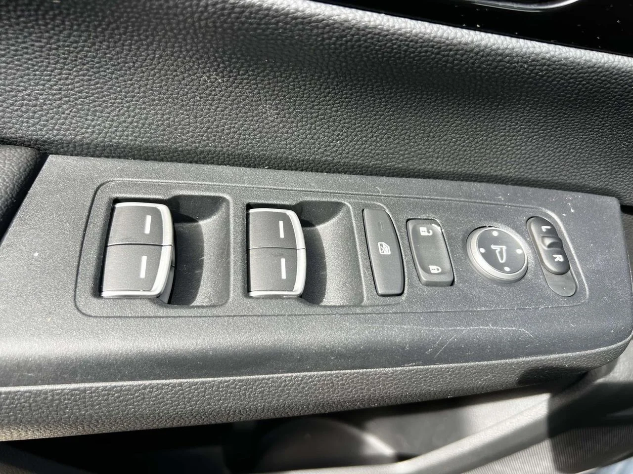 Used 2024 Crystal Black Pearl Honda EX-L AWD image 24