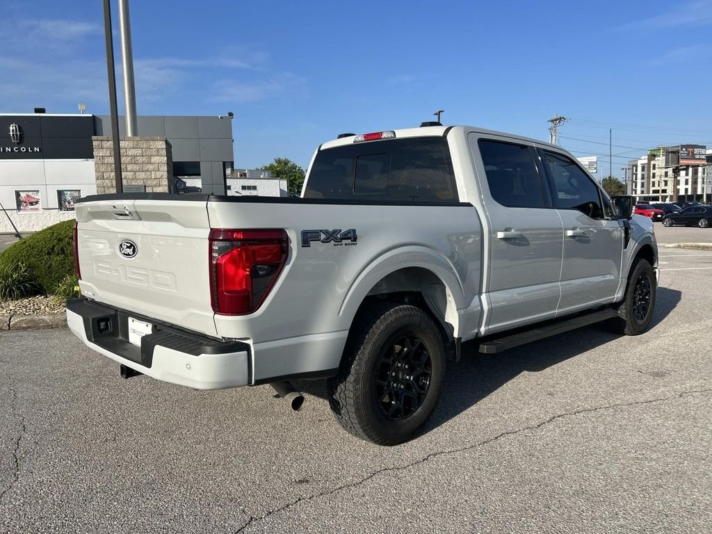 Certified Used 2024 Avalanche Ford XLT image 4