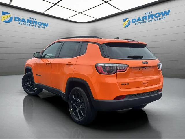 New 2026 Joose Exterior Paint Jeep Latitude image 3