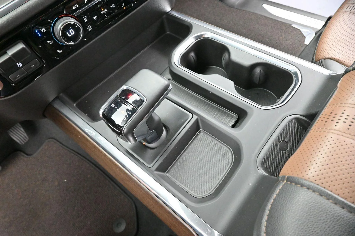 Used 2023 Radiant Red Tintcoat Chevrolet High Country image 26