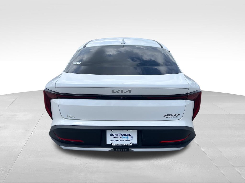 Used 2025 White Kia LX image 4