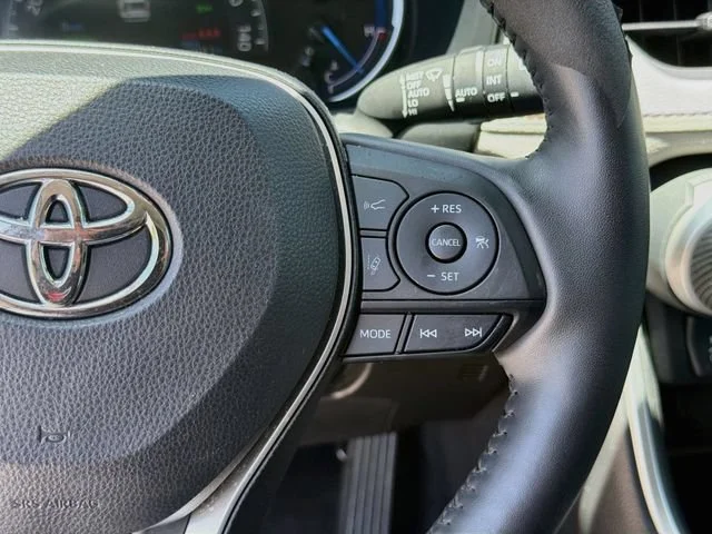 Used 2022 Blizzard Pearl Toyota Hybrid Limited image 37