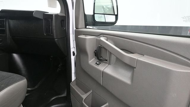 Used 2025 White GMC Work Van image 16