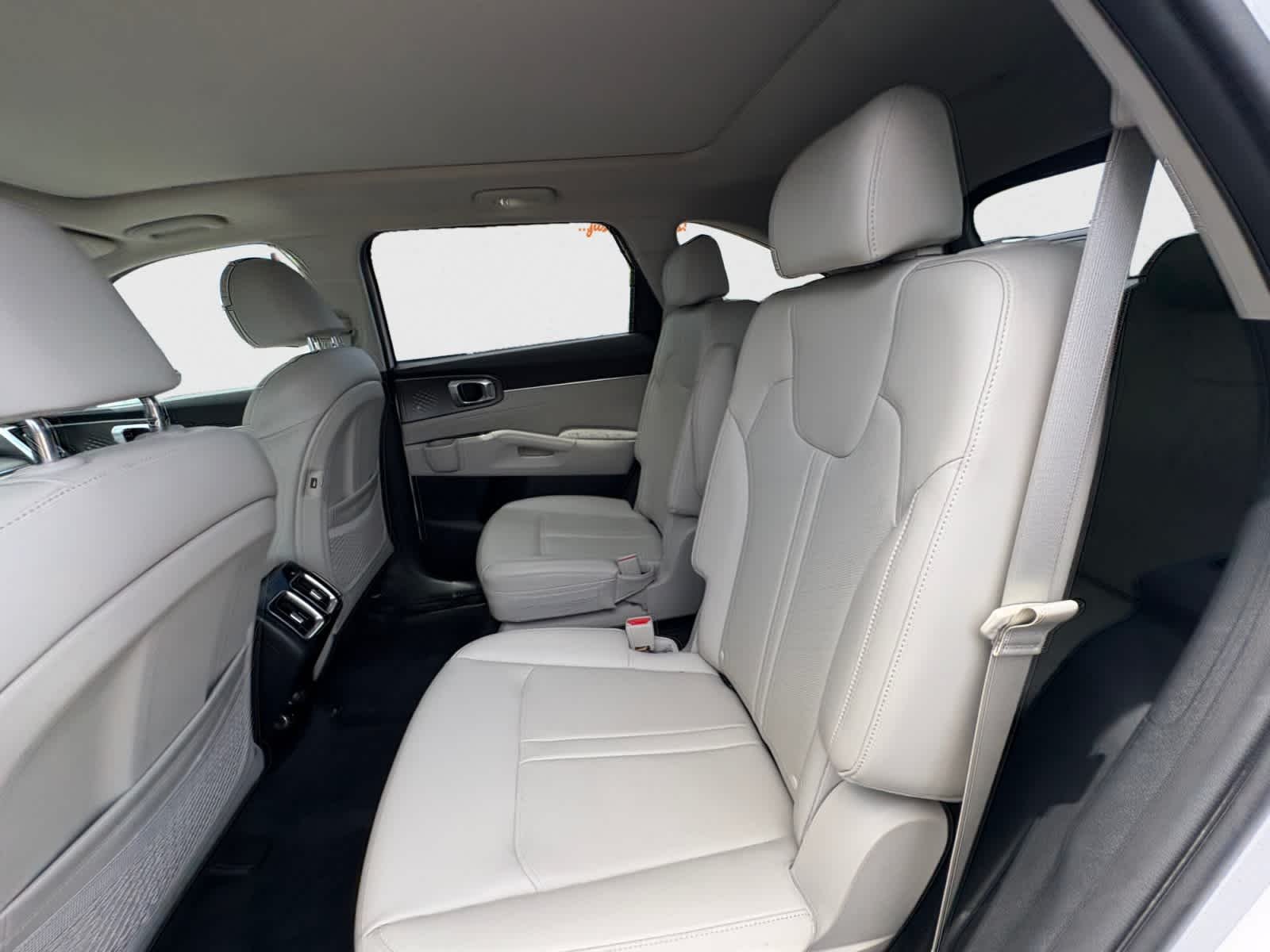 Used 2023 Glacial White Pearl Kia SX image 20