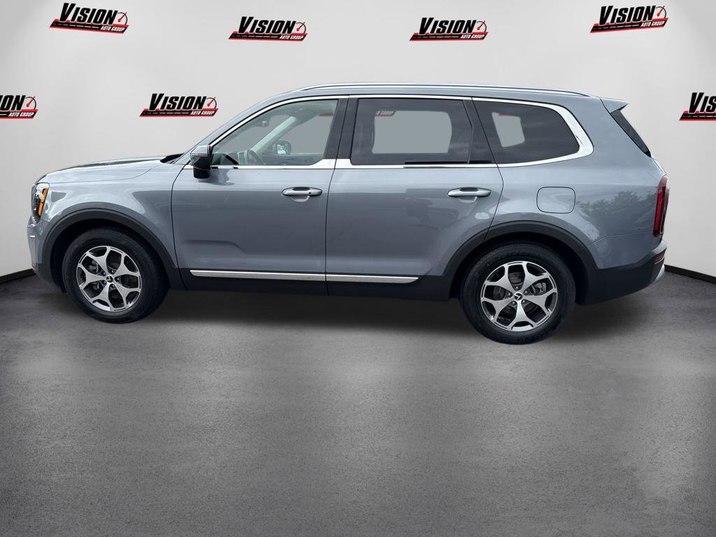 Used 2020 Silver Kia EX image 9