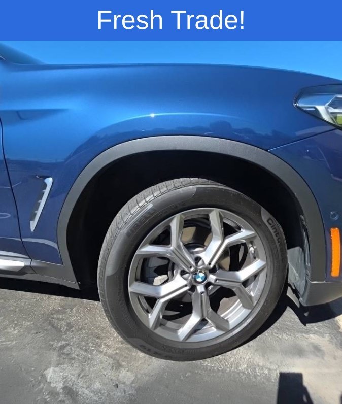 Certified Used 2025 Phytonic Blue Metallic BMW xDrive30i image 4